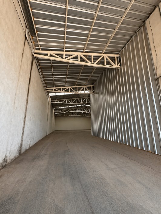 Miniatura 3 de 🚛 RENTA ¡La Mejor Ubicación para tu Empresa en Los Altos de Jalisco! Bodega en Renta de 800 m² a Pie de Carretera