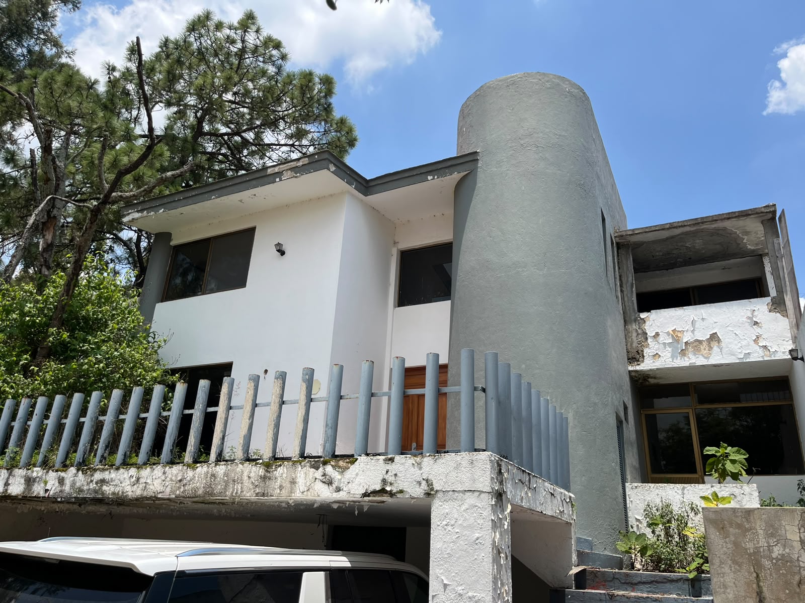 Miniatura 2 de 🏡 VENTA de Casa, una oportunidad para diseñar un hogar que refleje tu estilo y la historia de tu familia, con un gran potencial de plusvalia.